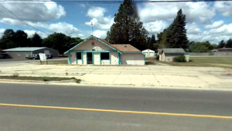 Log Haven Modern Cabins and Trailer Court - 2009 Street View